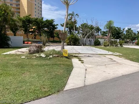 19681 Summerlin Rd R-636, Fort Myers, FL 33908