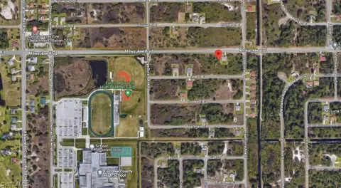 872-874 Milwaukee Blvd, Lehigh Acres, FL 33974