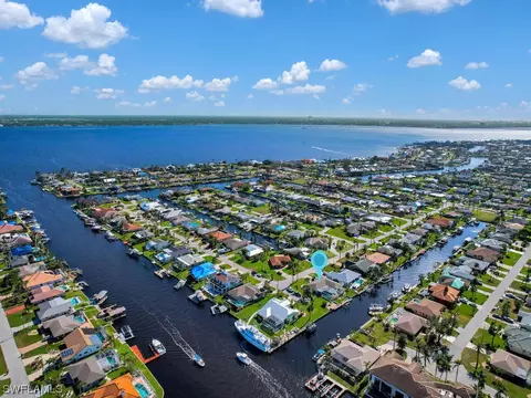 2802 SE 20th Ave, Cape Coral, FL 33904
