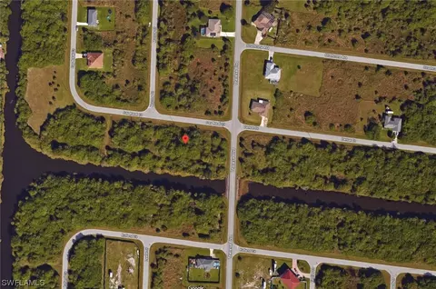 301 Day Break Cir, Port Charlotte, FL 33954