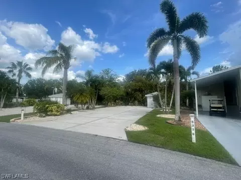 5940 Maplewood Ct, Fort Myers, FL 33905