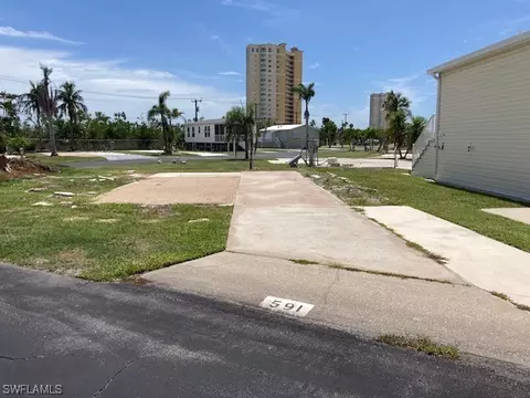 19681 Summerlin Rd L-591, Fort Myers, FL 33908