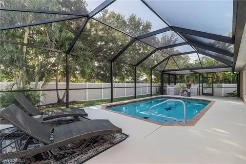 111 NE 11th Pl, Cape Coral, FL 33909