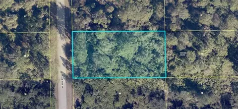 2006 Leroy Ave, Alva, FL 33920