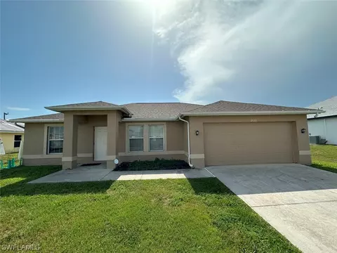 2612 NE 4th Pl, Cape Coral, FL 33909