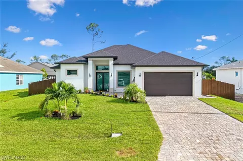 2704 SW 4th Ter, Cape Coral, FL 33991