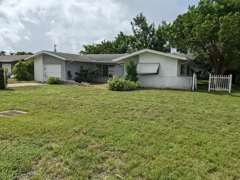 512 El Dorado Pkwy E, Cape Coral, FL 33904