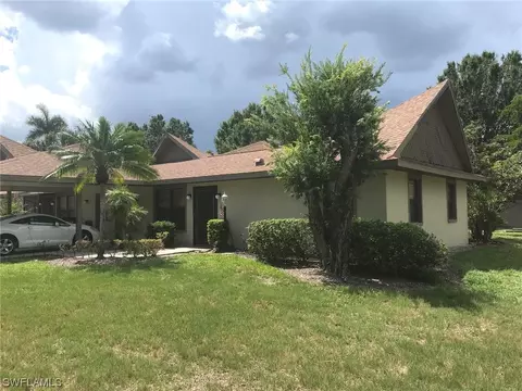 4276 Island Cir #B, Fort Myers, FL 33919