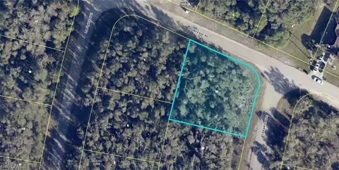 712 Laramie Ave, Lehigh Acres, FL 33974