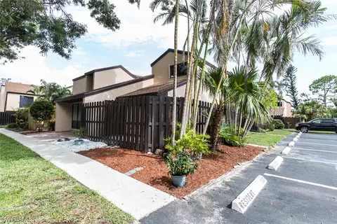 7121 Penner Ln #11, Fort Myers, FL 33907