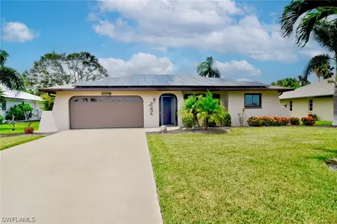 1407 Shelby Pkwy, Cape Coral, FL 33904