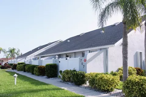 707 SW 3rd Ct #101, Cape Coral, FL 33991