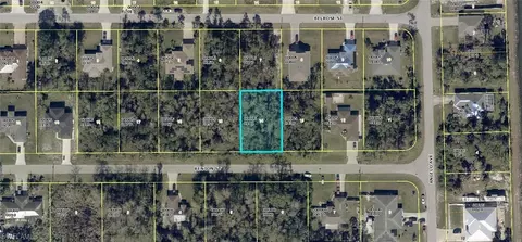 5422 Benton St, Lehigh Acres, FL 33971