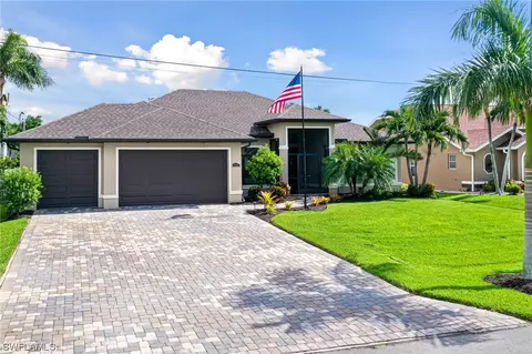 2527 SW 52nd Ter, Cape Coral, FL 33914