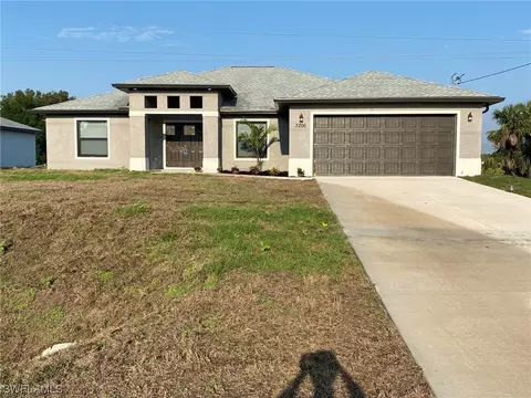 1115 Henry Ave, Lehigh Acres, FL 33972