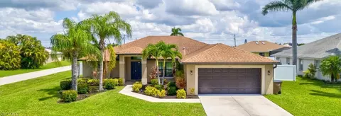 301 SE 29th St, Cape Coral, FL 33904