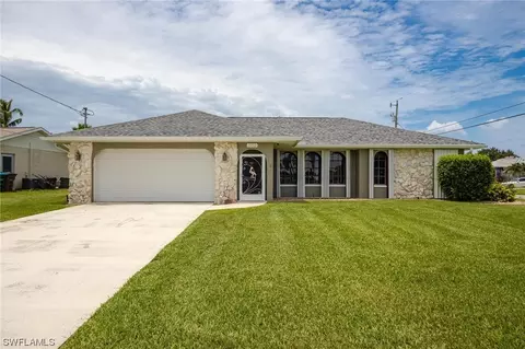 3202 SE 4th Pl, Cape Coral, FL 33904