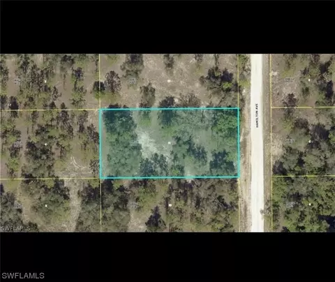 1417 Hamilton Ave, Lehigh Acres, FL 33972