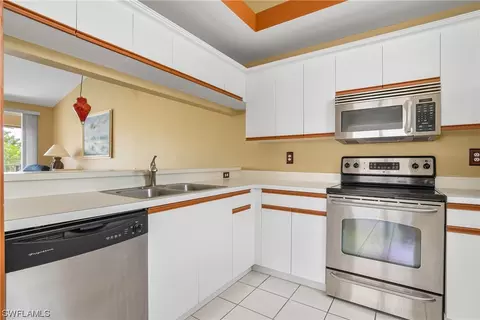 328 Bradstrom Cir #E201, Naples, FL 34113 photo 9