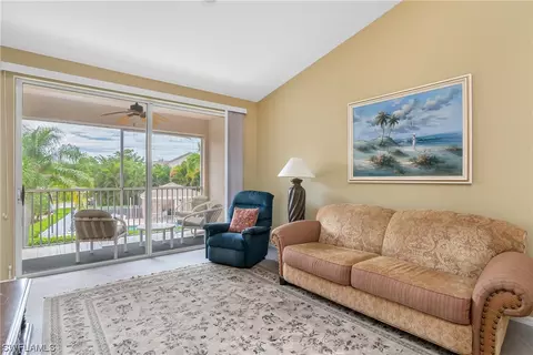 328 Bradstrom Cir #E201, Naples, FL 34113 photo 5