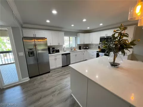 4250 Steamboat Bnd #205, Fort Myers, FL 33919