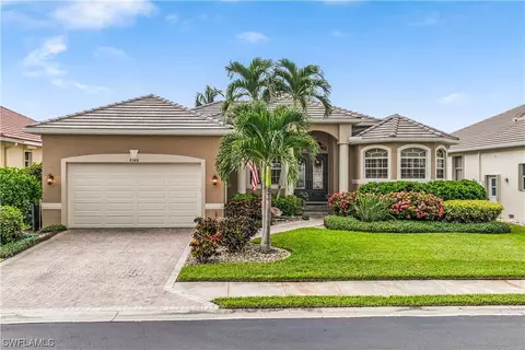 8348 Southwind Bay Cir, Fort Myers, FL 33908