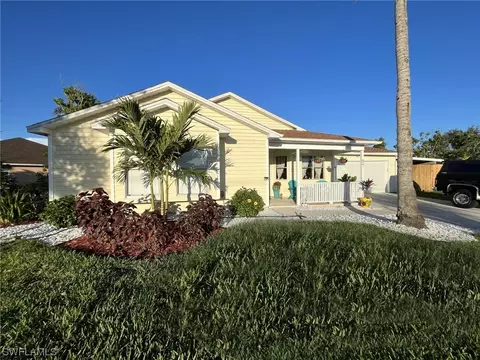 827 NW 28th Pl, Cape Coral, FL 33993