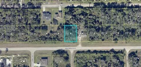 1021 Sentinela Blvd, Lehigh Acres, FL 33974