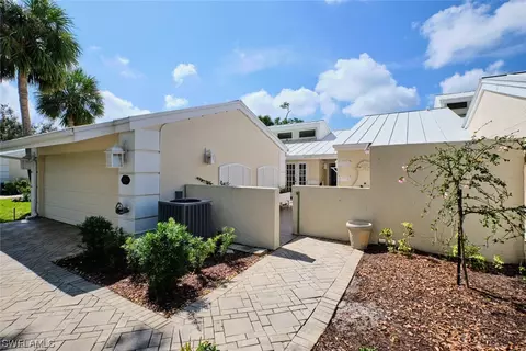15593 Lockmaben Ave, Fort Myers, FL 33912