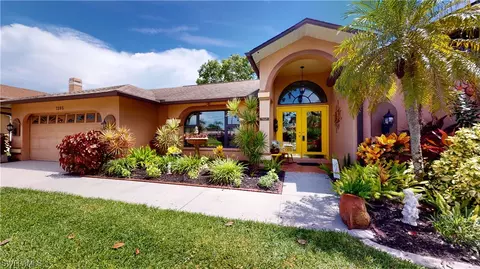 7285 Popham Dr, Fort Myers, FL 33919