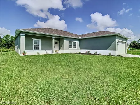 149 Presque Isle Dr, Port Charlotte, FL 33954