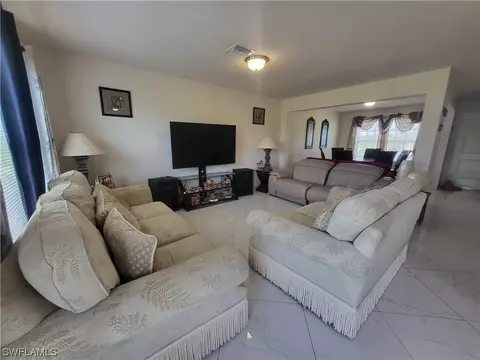 2215 NW 31st Ter, Cape Coral, FL 33993
