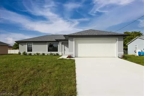 1000 NW 21st Ter, Cape Coral, FL 33993