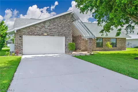955 Deep Lagoon Ln, Fort Myers, FL 33919