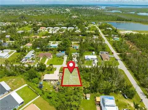 5409 Phillips St, Bokeelia, FL 33922
