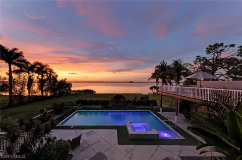 144 Riverview Rd, Fort Myers, FL 33905