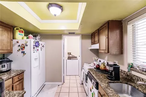 5218 Dixie Dr, Naples, FL 34113 photo 11