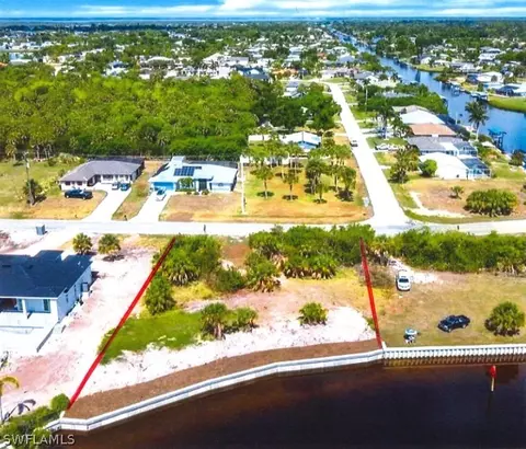 19211 Midway Blvd, Port Charlotte, FL 33948