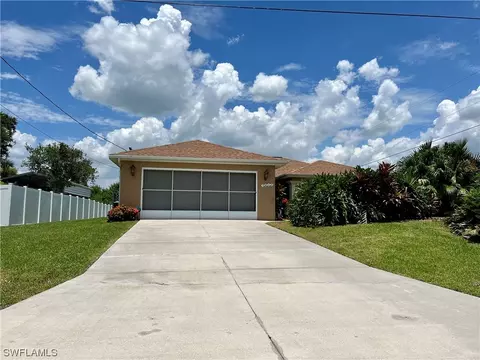 3012 39th St SW, Lehigh Acres, FL 33976