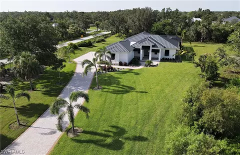 29000 Smugglers Ln, Punta Gorda, FL 33982