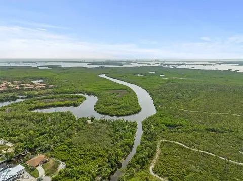 20660 Park Pl, Estero, FL 33928 photo 8