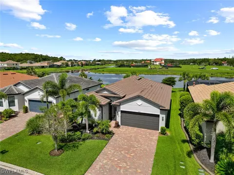 15743 Angelica Dr, Alva, FL 33920