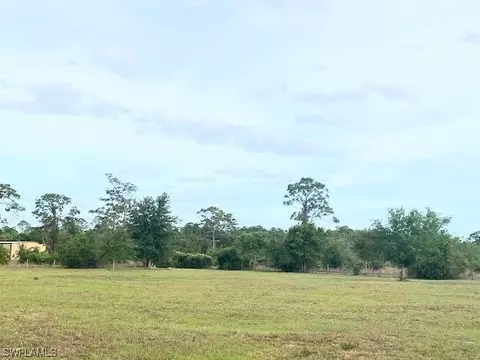 18462 County Road 731, Venus, FL 33960