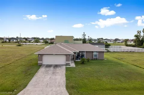 1301 NE Juanita Pl, Cape Coral, FL 33909