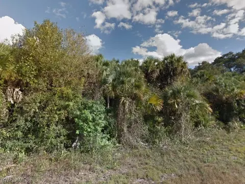 1034 Anthony St E, Lehigh Acres, FL 33974