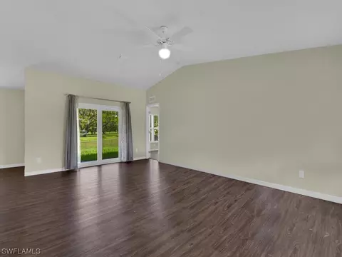 1037 Zinnia Loop, Labelle, FL 33935 photo 9
