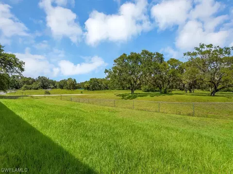 1037 Zinnia Loop, Labelle, FL 33935 photo 29