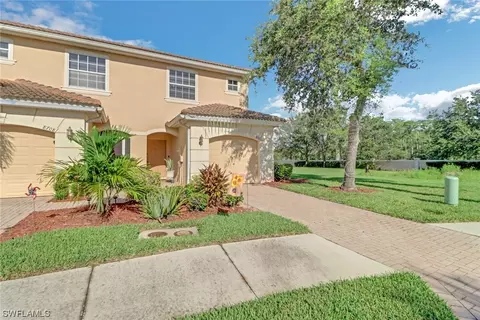 8710 Athena Ct, Lehigh Acres, FL 33971