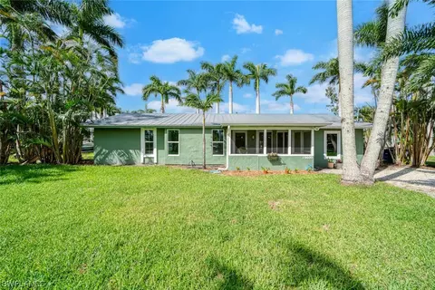 16600 S Oleander Dr, Fort Myers, FL 33908