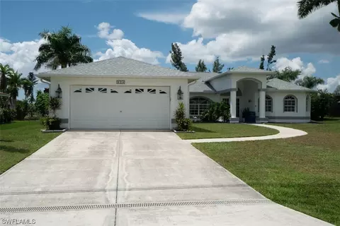 426 SE 20th St, Cape Coral, FL 33990